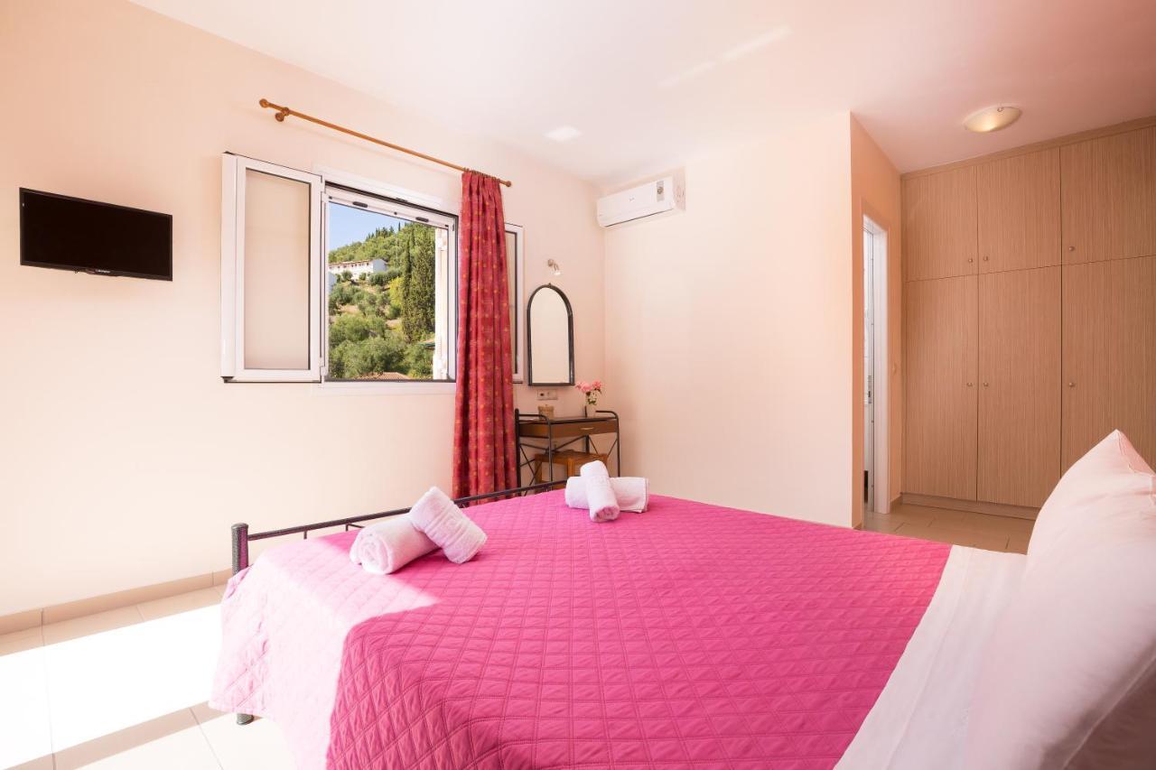 Apartment Odysseus By Hotelius